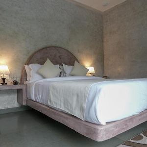 Deluxe Double Room Pool View